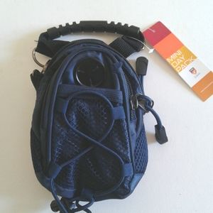 MINI DAY PACK CMC Scottsdale NWT Navy Blue